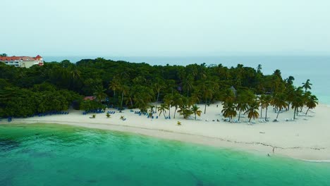 White-sand-turquoise-water-tropical-island-in-Dominican-Republic