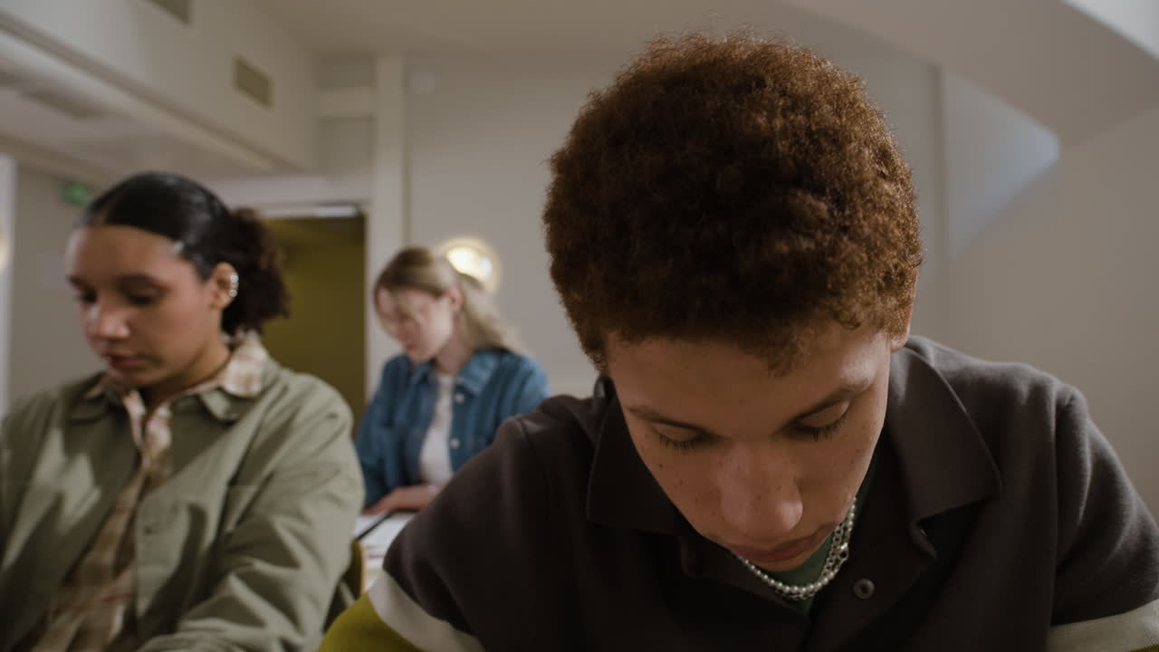 교실에 있는 학생들