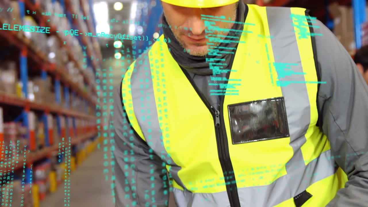 animación del procesamiento de datos sobre el hombre que trabaja en el almacén