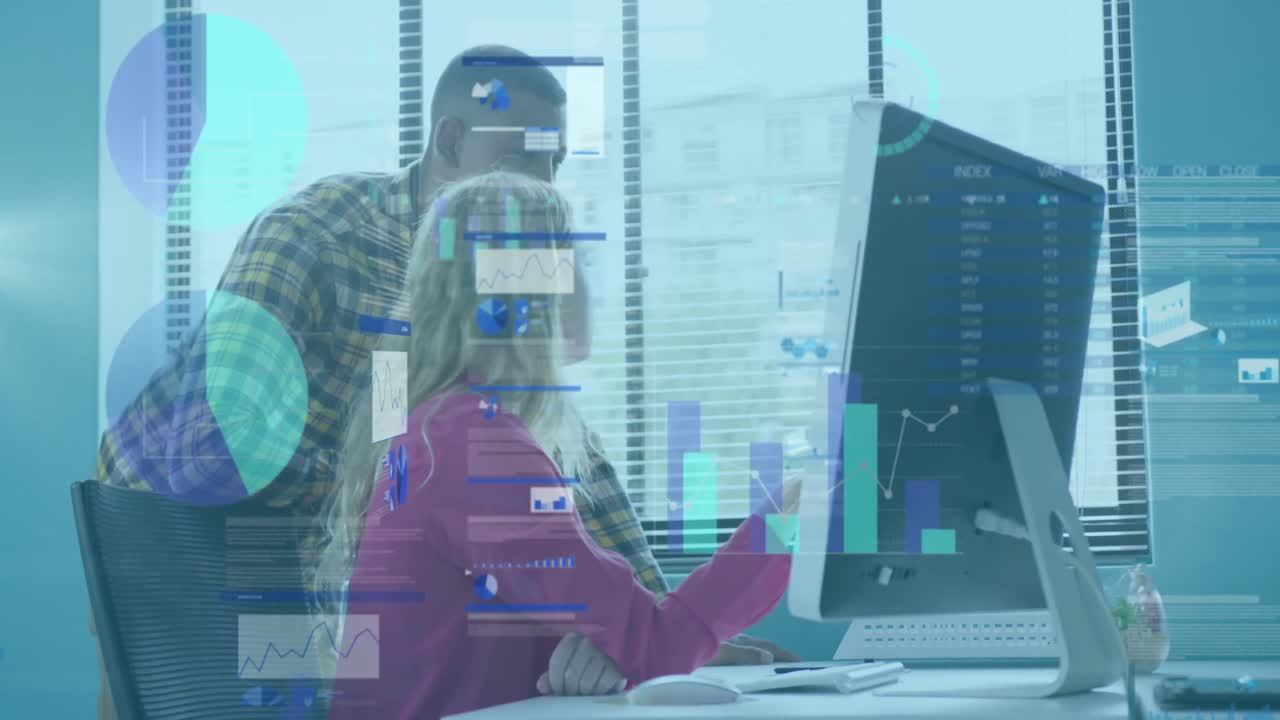 animación del procesamiento de datos financieros sobre diversas personas de negocios en la oficina