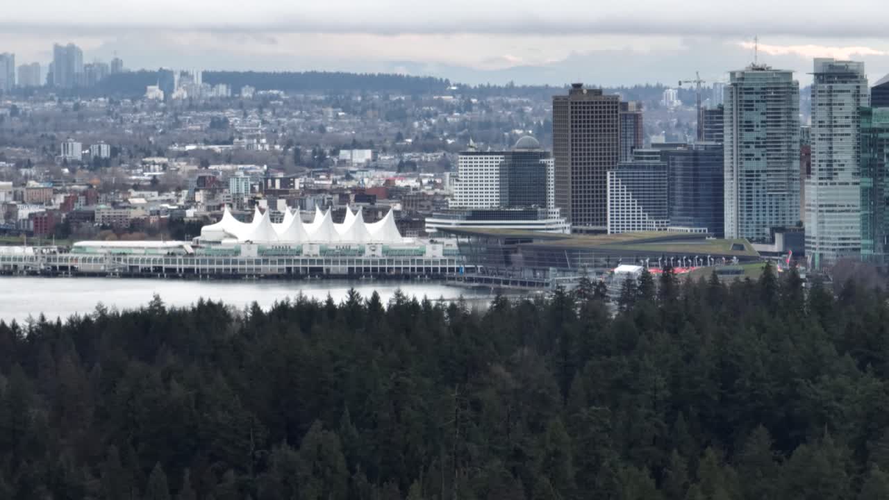 4k의 전경에 스탠리 공원이 있는 캐나다 장소의 항공 샷