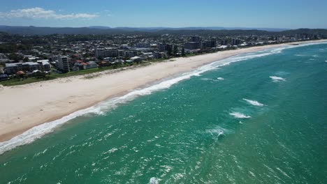 Palm-Beach-–-Südliche-Goldküste-–-Queensland-Qld-–-Australien-–-Drohnenaufnahme