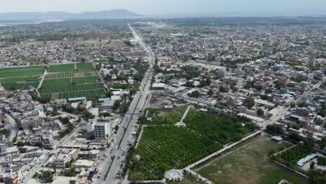 las maravillas aéreas de la autopista tukham jalalabad