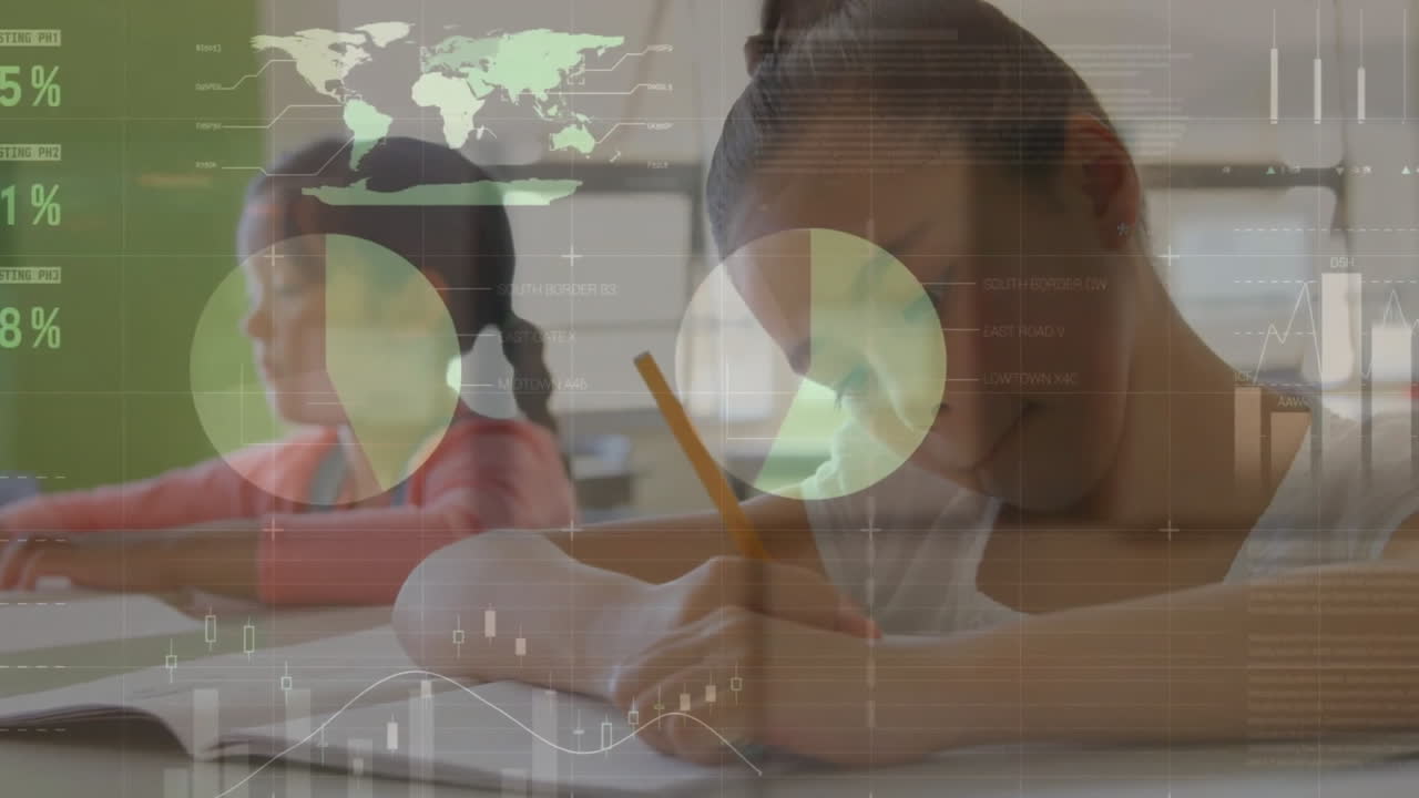 animación de la interfaz infográfica multicolor sobre la escritura biracial en el cuaderno en el aula