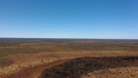 Imágenes-De-Drones-Del-Cráter-Wolfe-Creek,-Desierto-De-Tanami,-Australia-Occidental