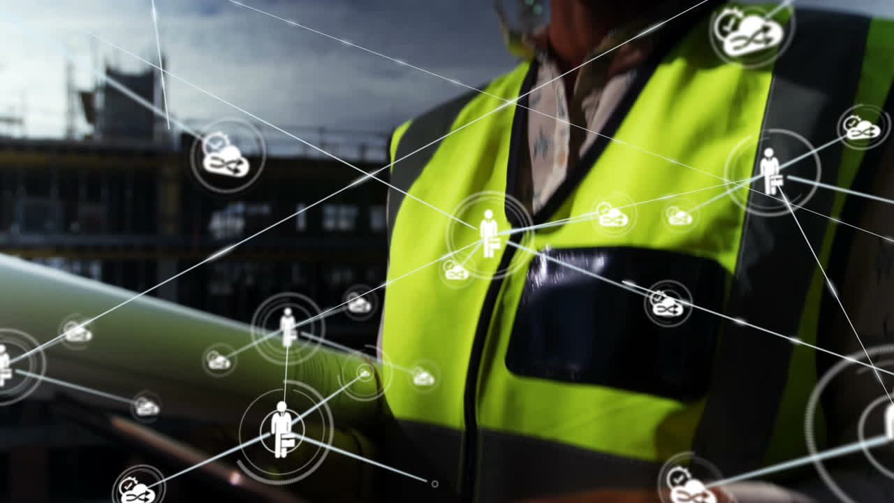 animación de conexiones con íconos procesamiento de datos sobre arquitecta caucásica usando tableta