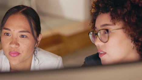 Business people with computer