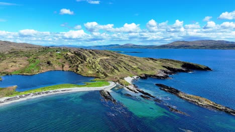 Drohnenlandschaft-Auf-Der-Halbinsel-Sheep&#39;s-Head-Im-Westen-Von-Cork,-Irland,-Natürliche-Schönheit,-Einsame-Strände,-Atemberaubende-Landschaft-In-Einer-Wilden-Umgebung,-Der-Wild-Atlantic-Way