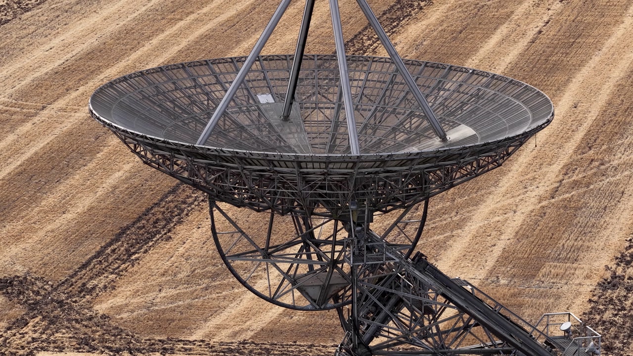 Ascending Over The One-Mile Telescope At The Mullard Radio Astronomy Observatory (MRAO) Near Cambridge, United Kingdom. Aerial Ascending Shot