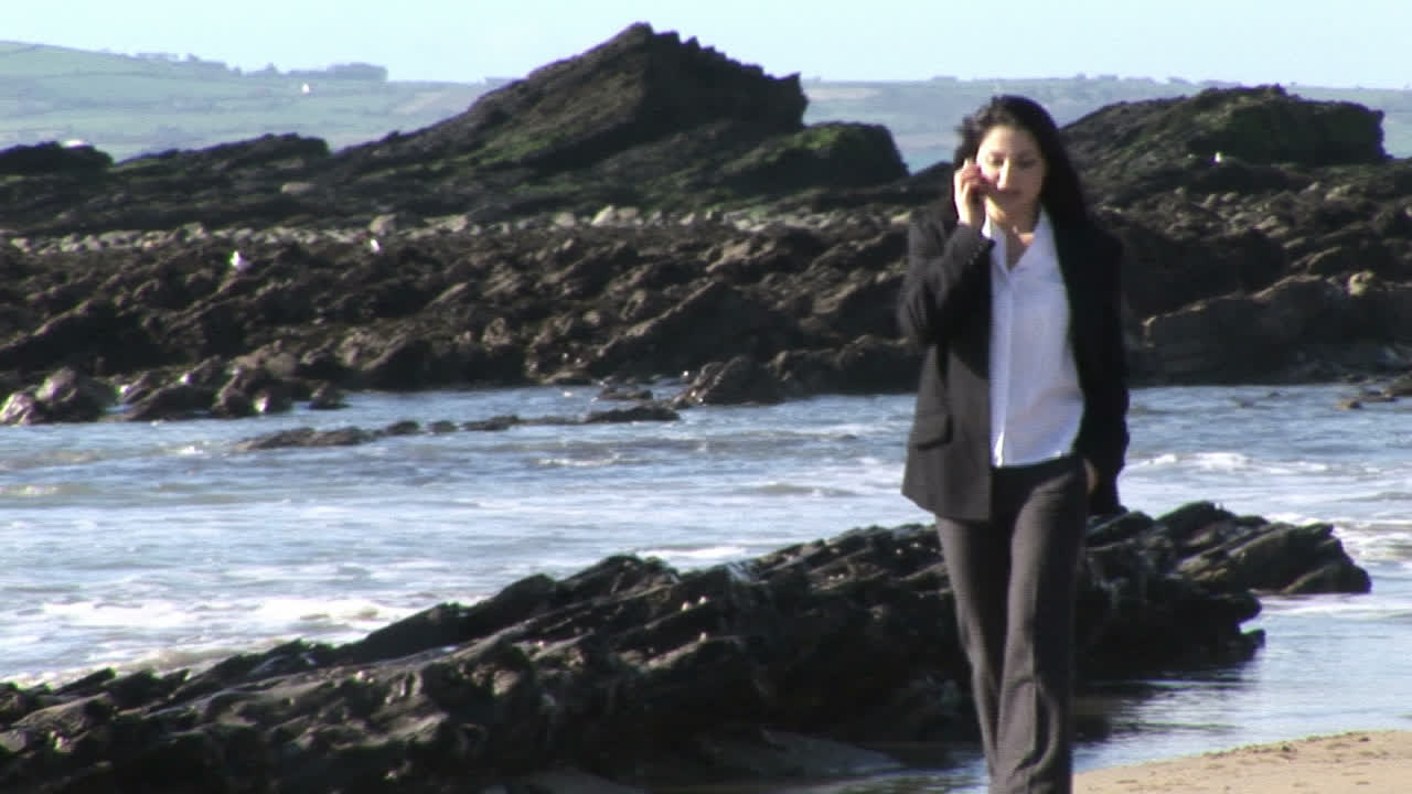 야외 에서 일 하는 사업가