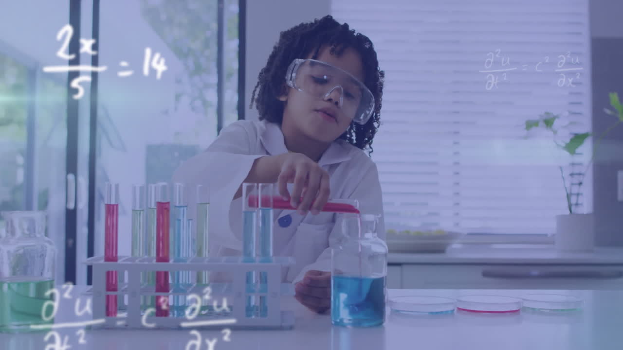animación de ecuaciones matemáticas sobre un escolar biracial haciendo un experimento en el laboratorio