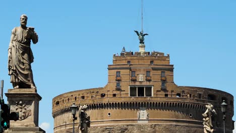 Bronze-statue-of-Michael-the-Archangel,-standing-on-top-of-the-Castel-Sant'Angelo,-Rome,-Italy