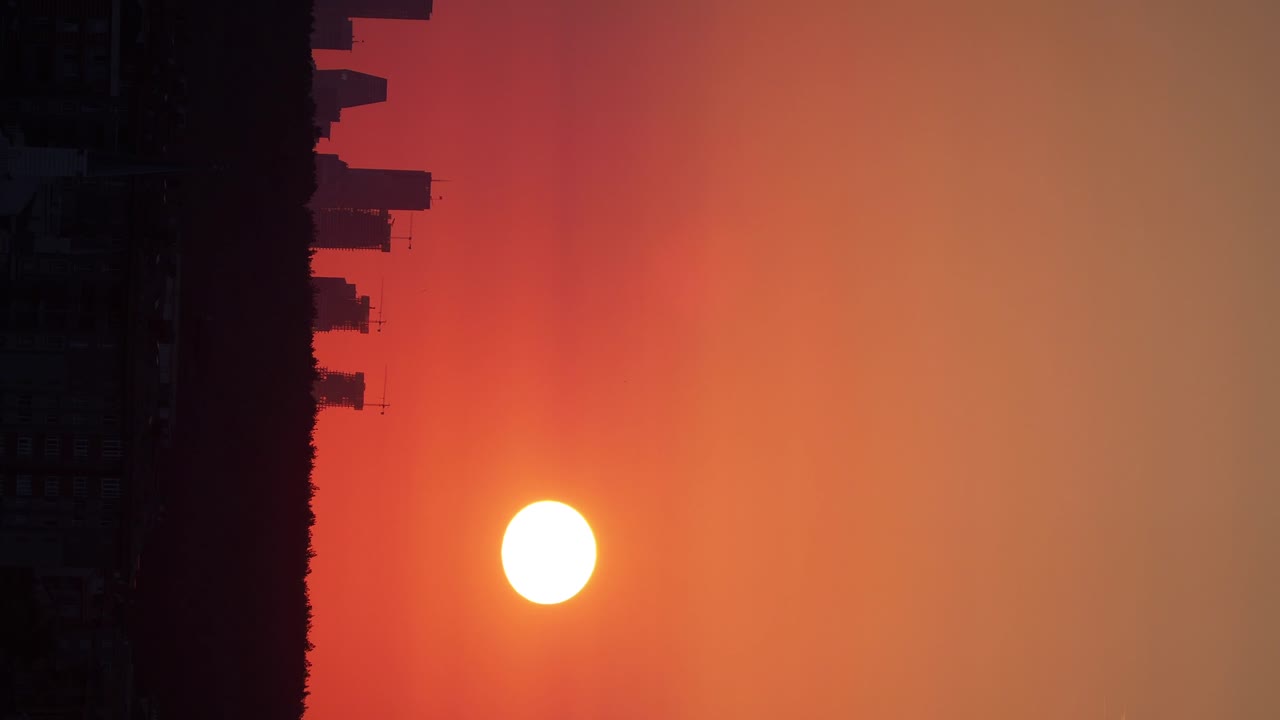 도시 위의 아름다운 일몰