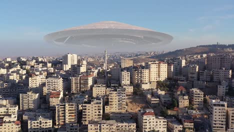 gran nave espacial alienígena sacuer ufo sobre la ciudad musulmana, aérea