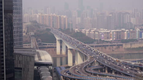 the traffic of chongqing jiahua bridge is very smooth