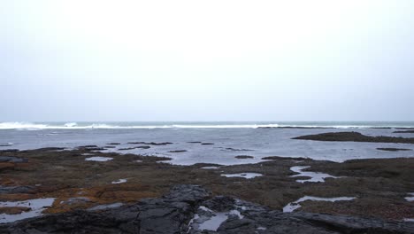 Waves-hitting-the-coastline-of-Reykjanesfolkvangur-reserve-in-Iceland