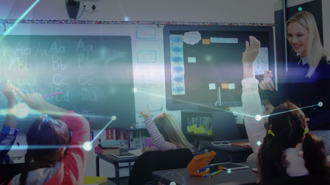 animación de una red de conexiones entre maestros y escolares felices y diversos