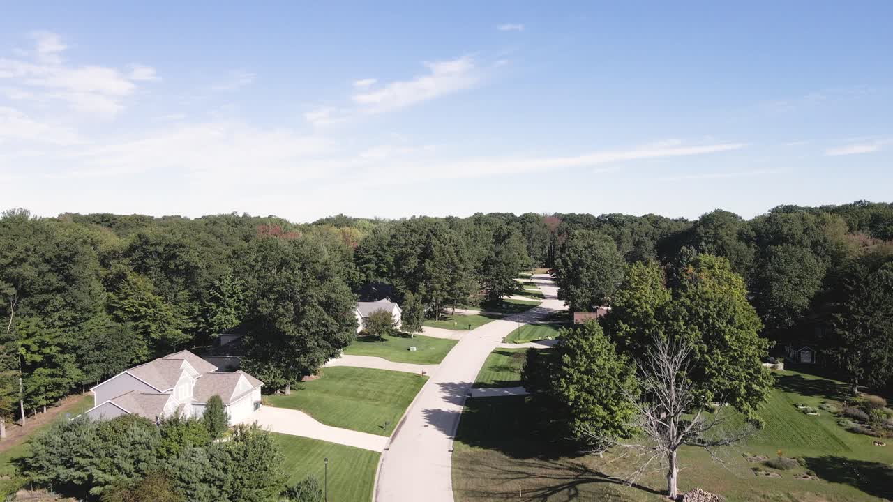Slow descend toward a suburban neighborhood