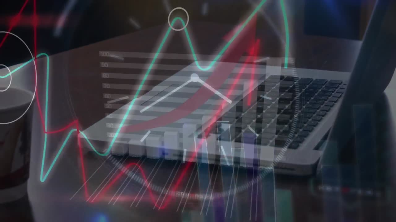 animazione della freccia rossa, dell'orologio e dell'elaborazione delle statistiche su un uomo d'affari che usa il portatile