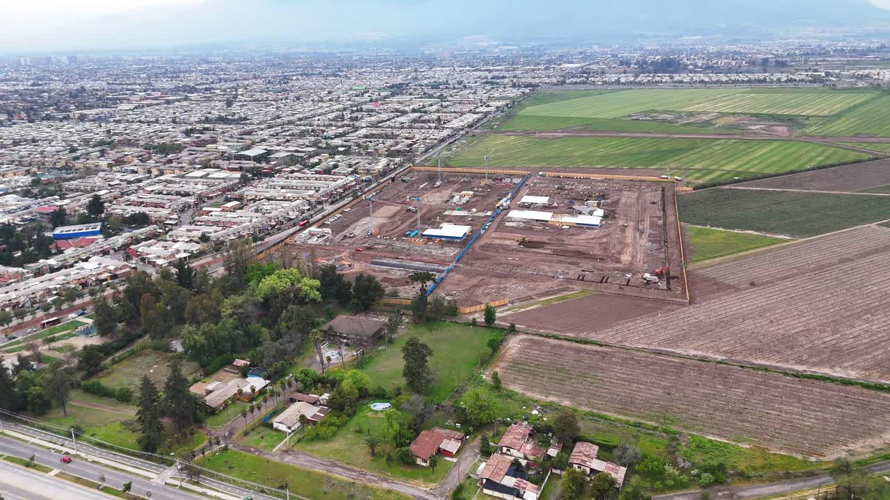 Construction of houses in La Platina, La Pintana commune, metropolitan region, Santiago de Chile