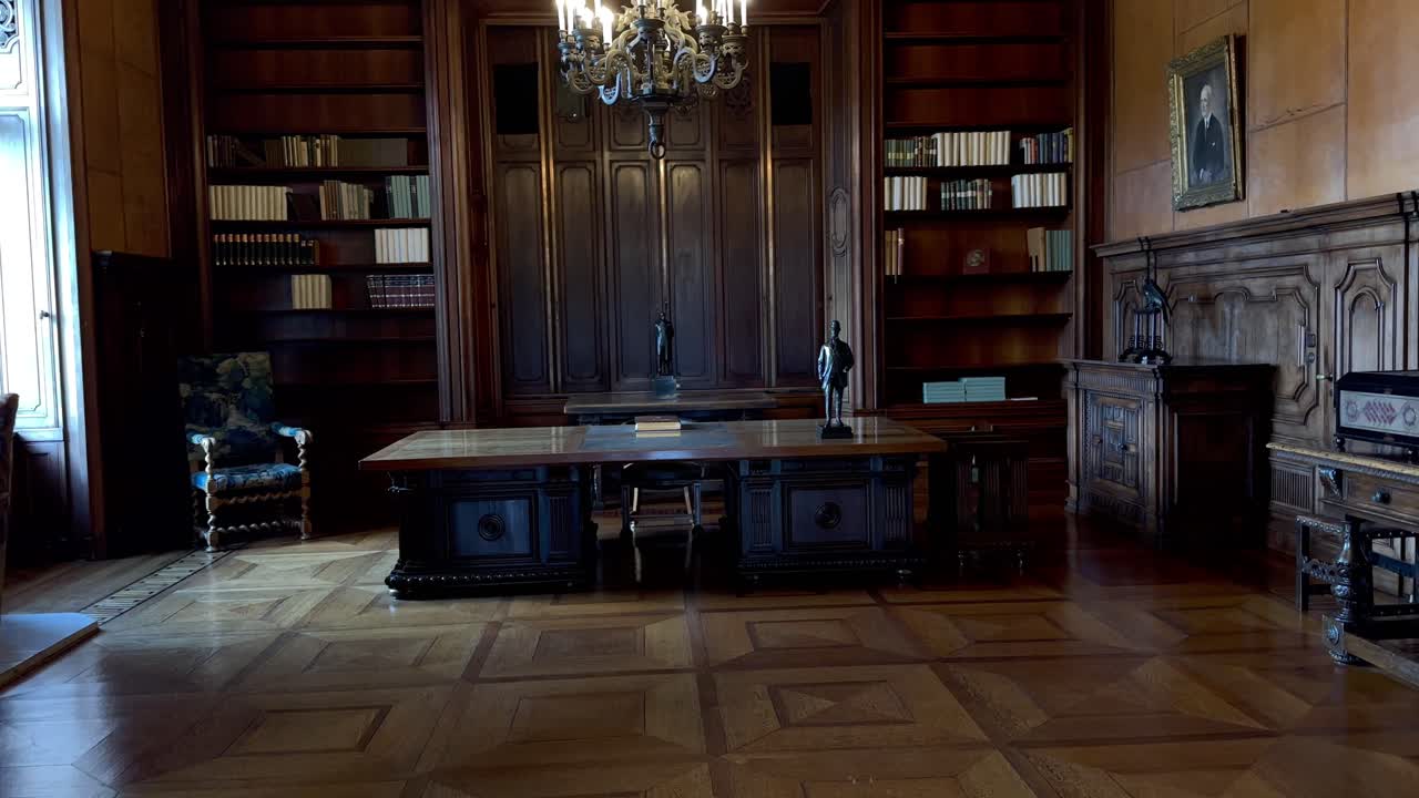 Pov walk inside luxury old office of Alfred Krupp at Villa H&uuml;gel in Essen City