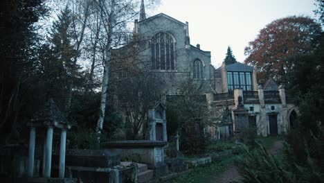 The-church-in-Highgate-Cemetery-in-London,-England