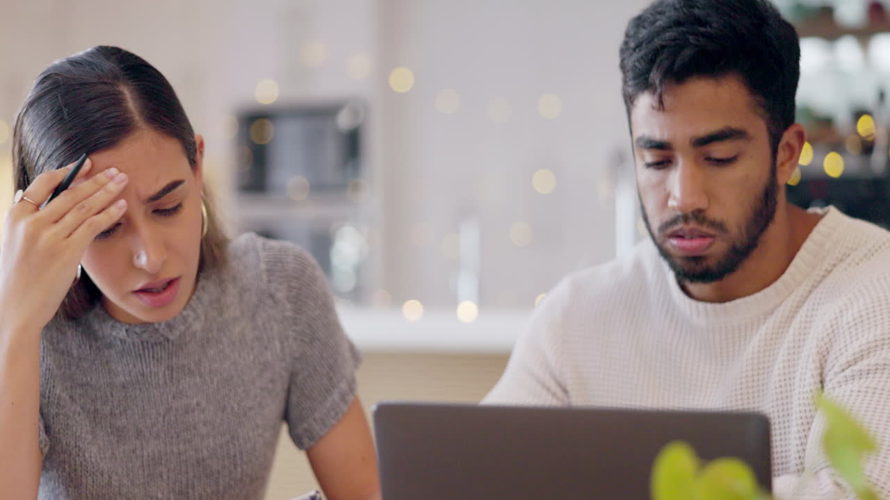 problema de crisis financiera, computadora portátil