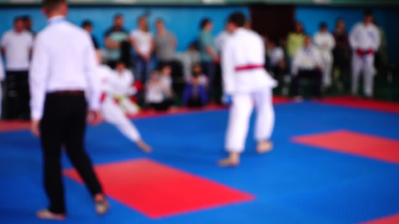 Competizioni di karate. Fuori fuoco. Slow motion