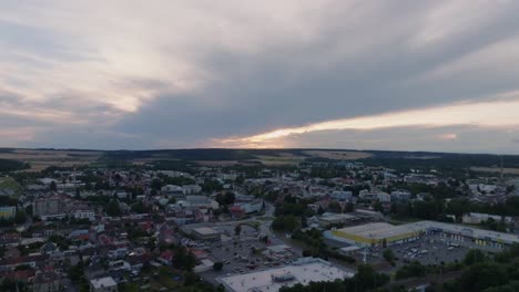 Drone-panning-Shot-Of-Residential-Area-in-Svitavy,-Chechnya