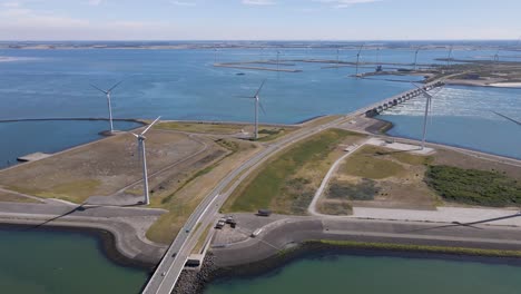 Luftaufnahme-Einer-Der-Künstlichen-Inseln,-Die-Die-Deltawerke-An-Der-Oosterschelde-In-Den-Niederlanden-Verbinden