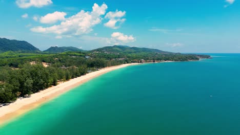 4K-Cinematic-nature-drone-footage-of-a-panoramic-aerial-view-of-the-beautiful-beaches-and-mountains-on-the-island-of-Koh-Lanta-in-Krabi,-South-Thailand,on-a-sunny-day