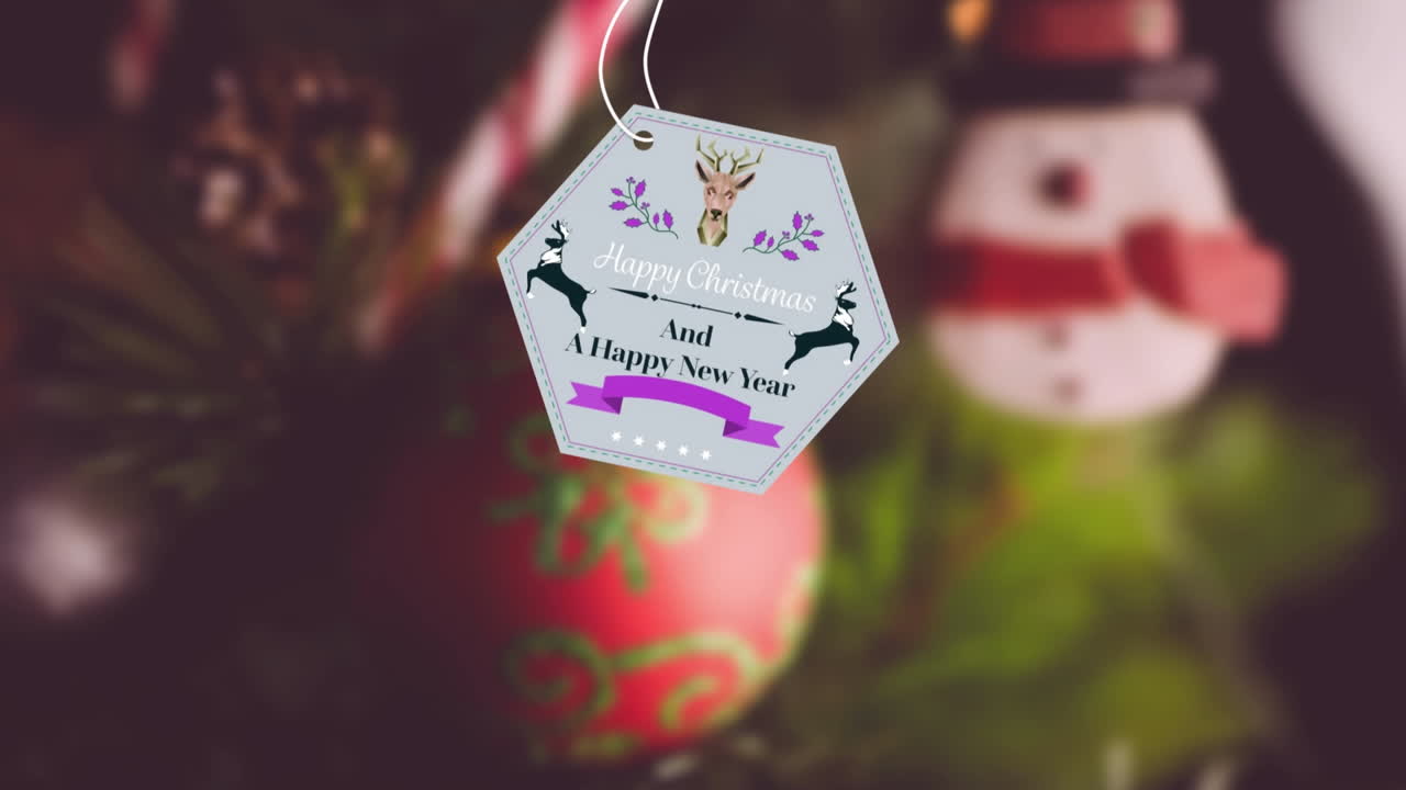 animación del texto de feliz navidad sobre decoraciones