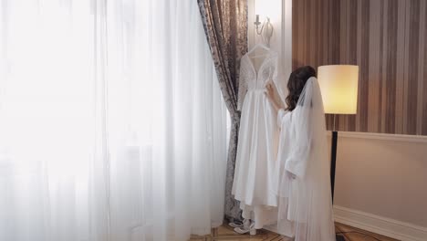 bride getting ready for her wedding day