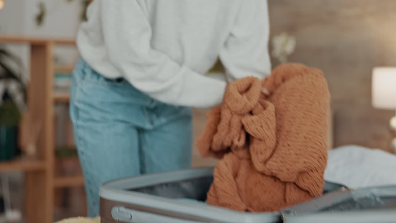 전화 통화 하는 흑인 여자