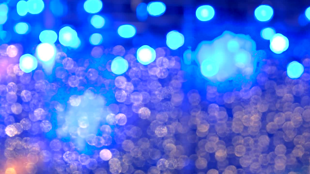 luces azules brillantes.