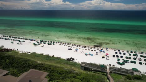 People-Swims-And-Sunbathing-On-The-30A-Beach-In-Florida,-United-States