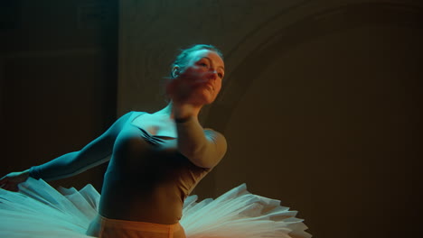 bailarín de ballet en una actuación