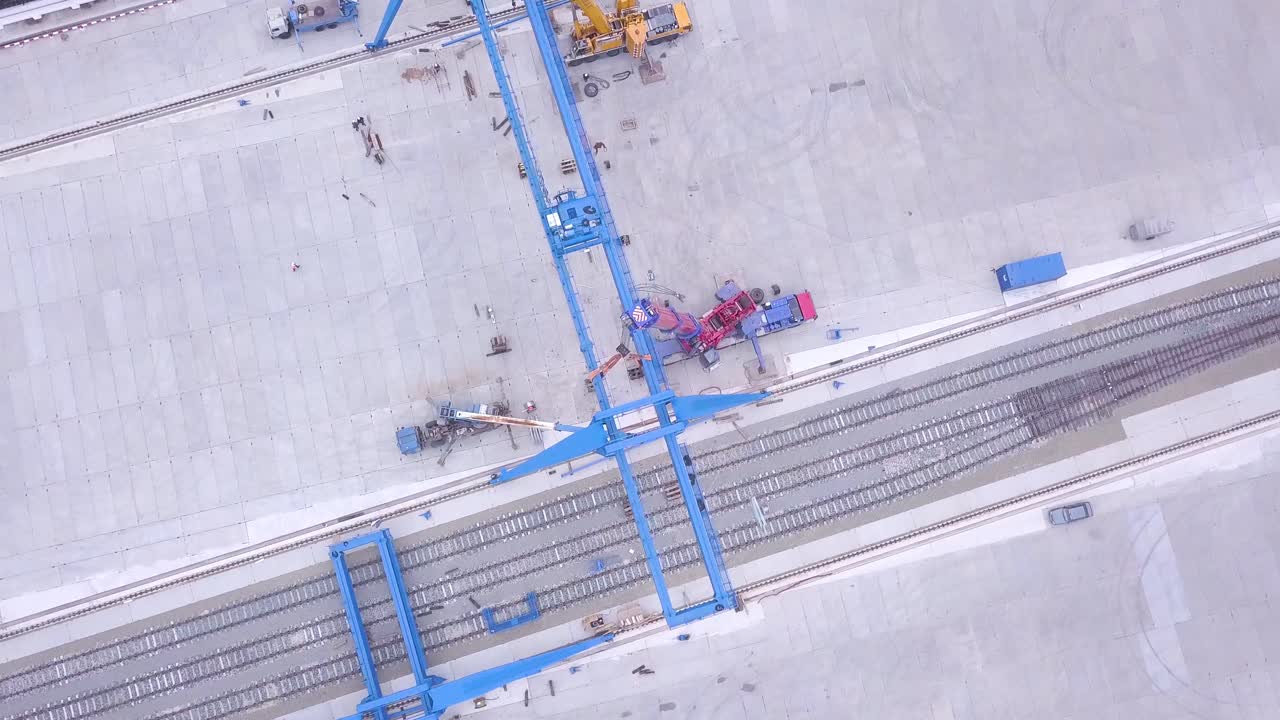 vista aérea del sitio de construcción del ferrocarril