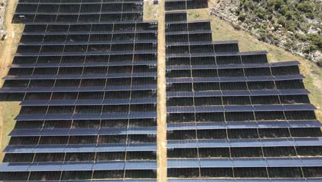 Vista aerea de paneles solares
