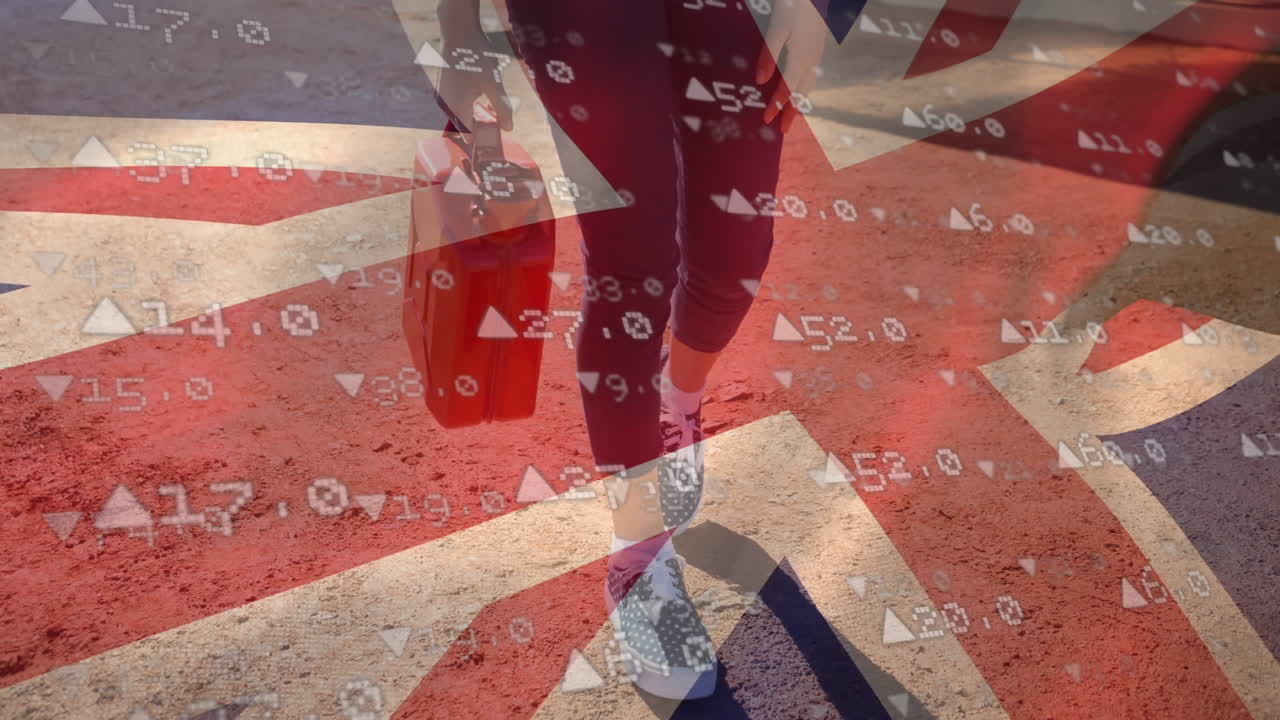 영국 국기 위의 금융 데이터 처리 애니메이션과 제리 캔을 들고 있는 여성