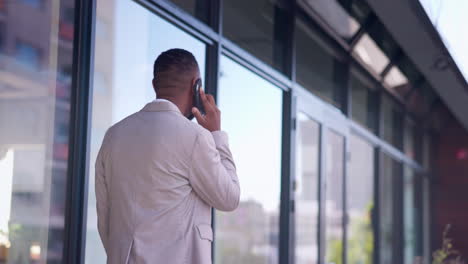 Back,-talking-and-a-black-man-on-a-phone-call