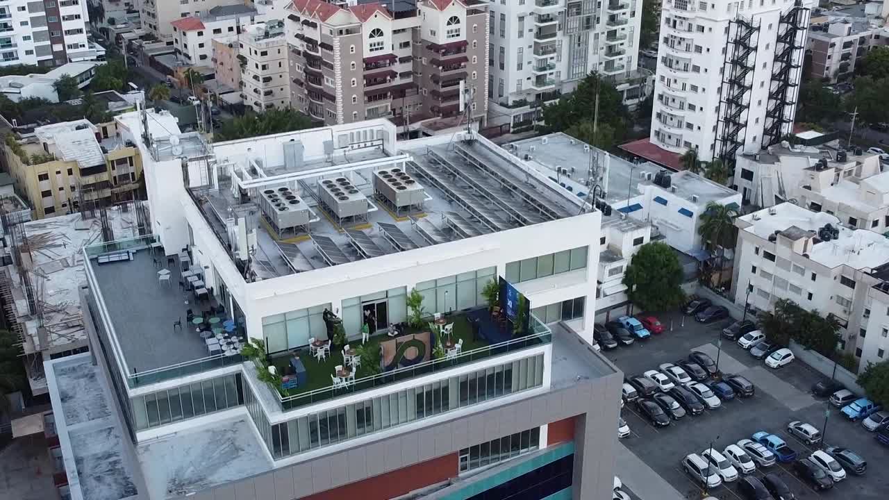 도시, 산토 도밍고 도미니카 공화국의 전망을 갖춘 도시의 드론 샷