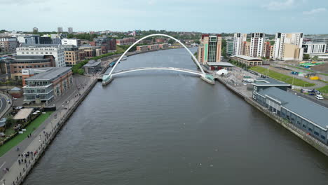 Newcastle-Auf-Tyne