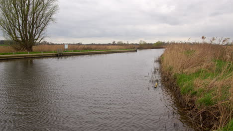 Blick-Von-Der-Ludham-Bridge-Nach-Norden-Auf-Den-Fluss-Ant