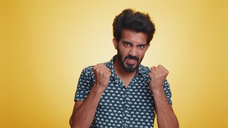 indian man scream stress tension problem feel horror hopelessness fear surprise shock expresses rage