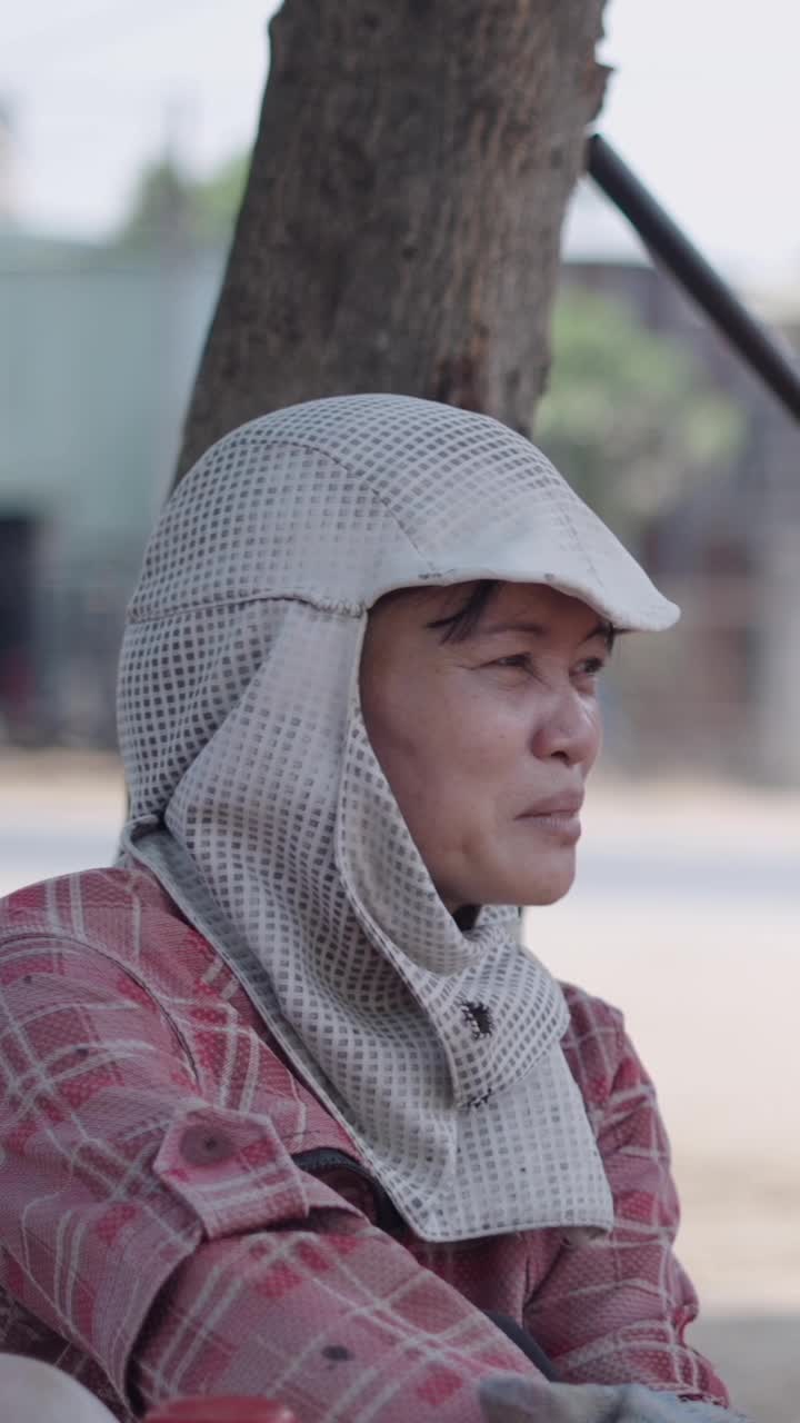 People wearing face masks and hats