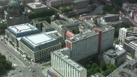 Mittlere-Luftaufnahme-über-Berlin-Vom-Fernsehturm,-Deutschland-1