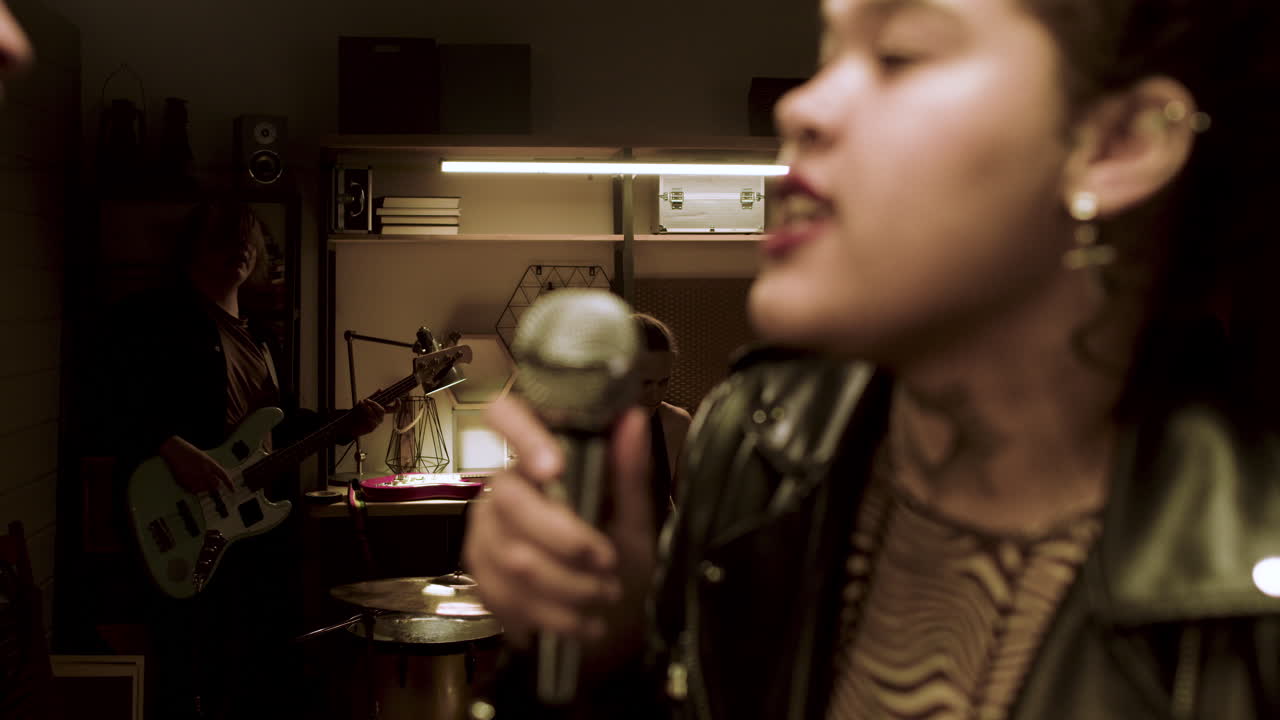 스튜디오의 음악 그룹