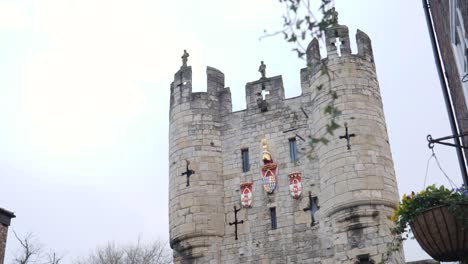 york wall, mickle gate slow motion