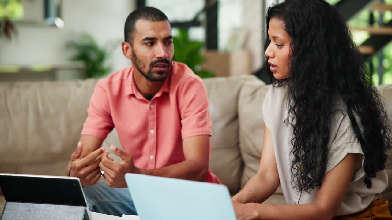 Couple in Discussion